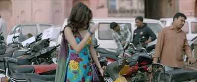 - You're so quiet in the pool.
- Really? - Lipstick Under My Burkha