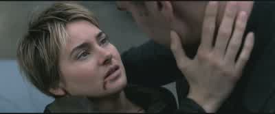 You're real. - Insurgent