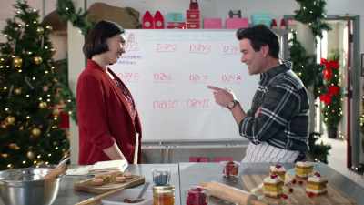You're really good at this. - Baking All the Way