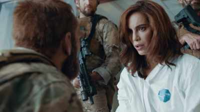 - You're really not gonna kill me?
- No. - Alien Warfare