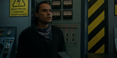-You're really trippin' this time.
-Don't you test me Derrick. - Accused
