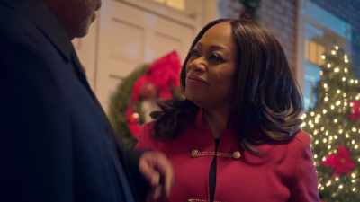 - You're right.
- [chuckles] - A Jenkins Family Christmas