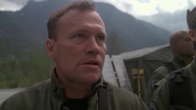 You're right, Dr Jackson.
Let's get back to the gate. - Stargate SG-1