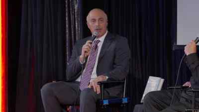 You're right. Okay.
So now, uh… Now how about, uh… - Adam Ray Is Dr. Phil UNLEASHED
