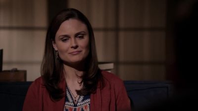 You're right. You're right. - Bones