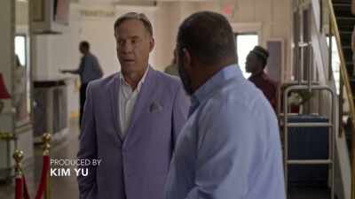 You're Ronald Brant. CEO of-- - Deadly Estate