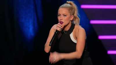 You're sitting there spread-eagle,
she's like, "I'll get it on tape, - Iliza Shlesinger: Unveiled