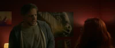 - You're so tiny. - The Act