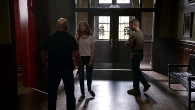 - You're staying out here.
- Jim: Or what? - Under the Dome