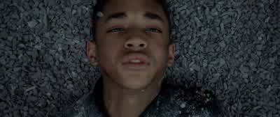 You're still in that box. - After Earth