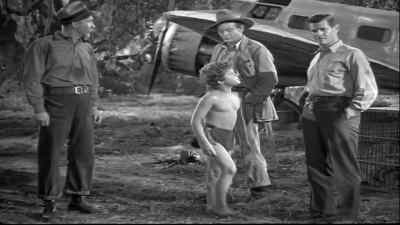 You're the man
who drives the plane. - Tarzan's New York Adventure
