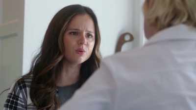 You're the one
who's coming into my room, - Girl in Room 13