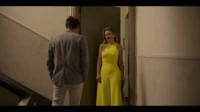 You're the prettiest woman. - ¿Quieres ser mi hijo?