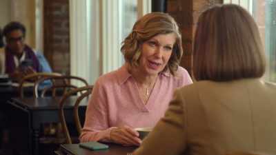 You're so together,
whereas Izzy is... - Sisterhood, Inc.