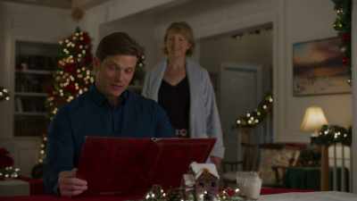You're up late. - Time for Her to Come Home for Christmas