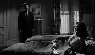 You're very
beautiful, aren't you? - I Married a Monster from Outer Space