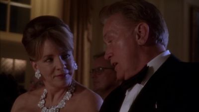 You're very friendly tonight. - The West Wing