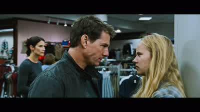 You're very intense You know that - Jack Reacher: Never Go Back