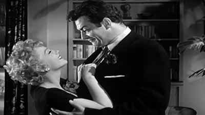You're very tall. - The Blue Gardenia