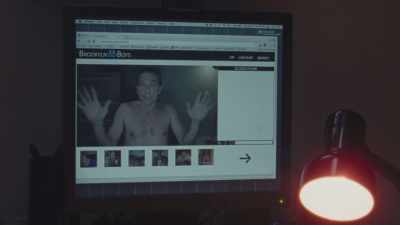 -You're wasting my time.
-Wait. - Beach Rats