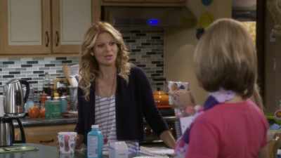 You're watching The View. - Fuller House