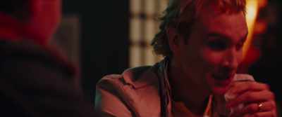 -You're wearing...
-Oh! [laughs] - Vicious Fun