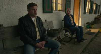 You're welcome to solve the case on your own,
but leave me alone. - Kaiserschmarrndrama