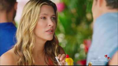 - You're what?
- Tea, I drink tea. - Pearl in Paradise
