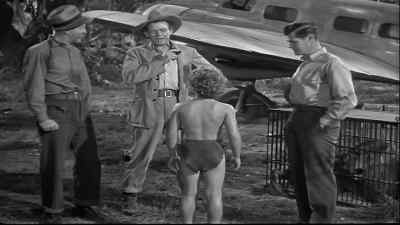 - You're wonderful, sonny.
- Now may I go inside? - Tarzan's New York Adventure