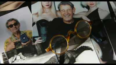 ♪ You've done it all,
you've broken every code ♪ - Helmut Newton: The Bad and the Beautiful