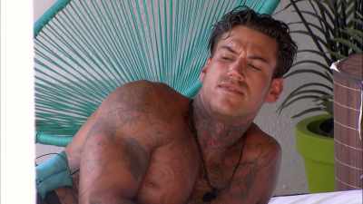 You've had enough time
apart today, - Love Island