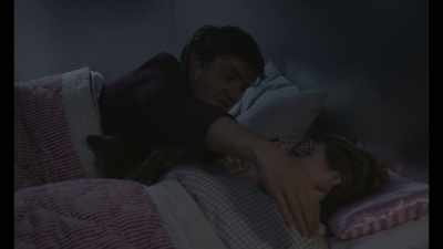 - You've got a foot!
- [laughing] - The Souvenir
