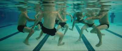 ♪ You've got to express ♪ - Swimming with Men