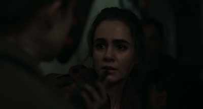 You've gotta get back inside,
Shel. - The Devil Below