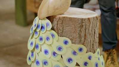 You've made a bird,
there's this log, - Handmade: Britain's Best Woodworker