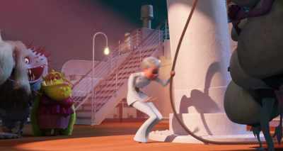 You've stood up and waved
your hand or claw or tentacle - Hotel Transylvania 3: Summer Vacation