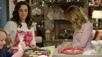 -Yum.
-[laughing] - Random Acts of Christmas