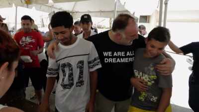 [Zac] Humanitarian, bestselling author, - Down to Earth with Zac Efron