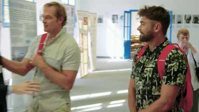 [Zac] That was really mind-blowing.
And it ends up... - Down to Earth with Zac Efron