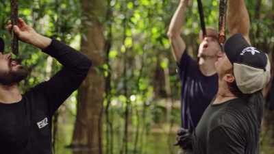 [Zac] Uña de gato has been used
for centuries - Down to Earth with Zac Efron