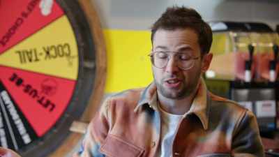 [Zach] I'm going to
make my patty - No Recipe Road Trip With the Try Guys