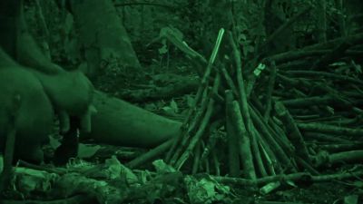        [zach] oh, my god. - Naked and Afraid