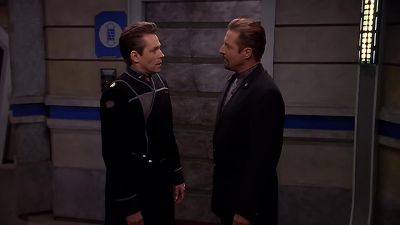 - Zack.
- Yes, sir? - Babylon 5