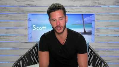 Zara should be
worried about Kady - Love Island
