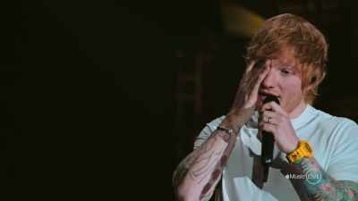 Ze moesten dit doorstaan, - Apple Music Live: Ed Sheeran