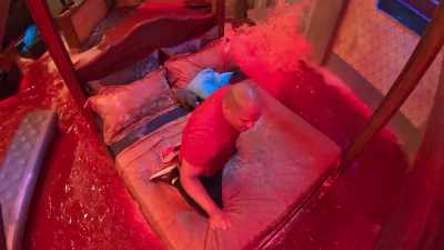 Zeki, spinning round and round on that bed
like he was sliding down the firepole. - Floor Is Lava