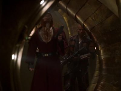 Zhaan:
When the virus moves from
one host to another, - Farscape