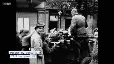 Zhukov insisted. - Berlin 1945