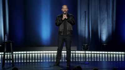 Zice: "Avem o cabină. Bagi o fisă." - Tom Segura: Disgraceful