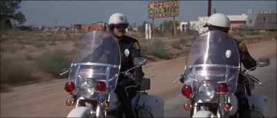 Zipper, that's Zemko!
That's the guy I'm looking for! - Electra Glide in Blue